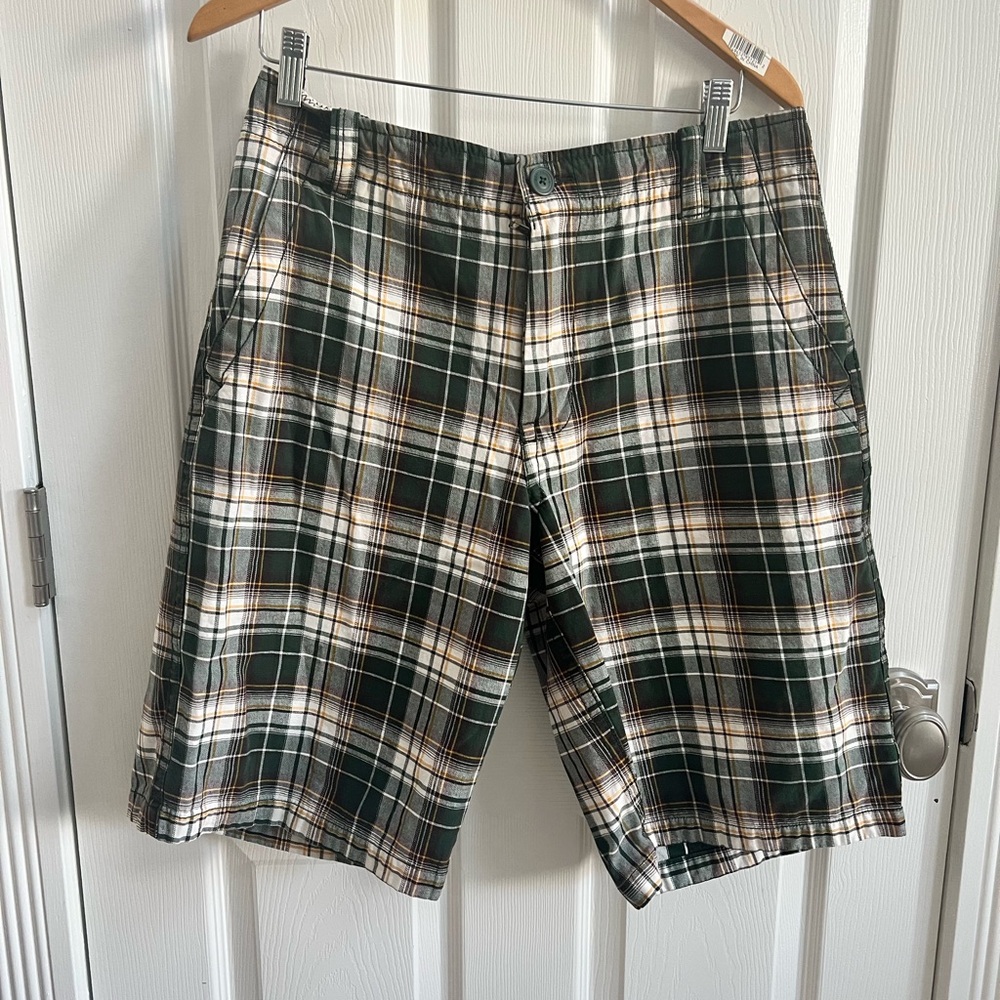 Men’s Aeropostale shorts